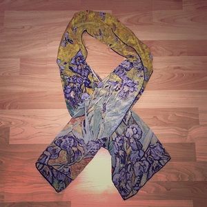 Seta Soie silk flowered scarf